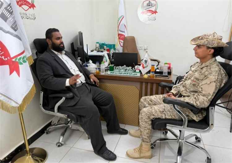 مدير إعلام قوات درع الوطن يستقبل الدكتور الصولبة