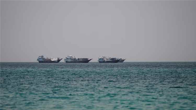 أكسيوس: إيران أطلقت صاروخين على الأقل باتجاه سفن تجارية في مضيق هرمز