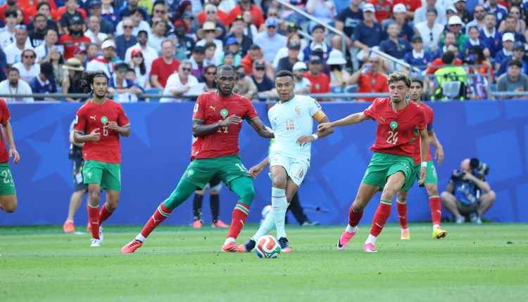 فرنسا تُقصي المغرب بثنائية نظيفة وتتأهل إلى نصف نهائي كأس العالم 2026