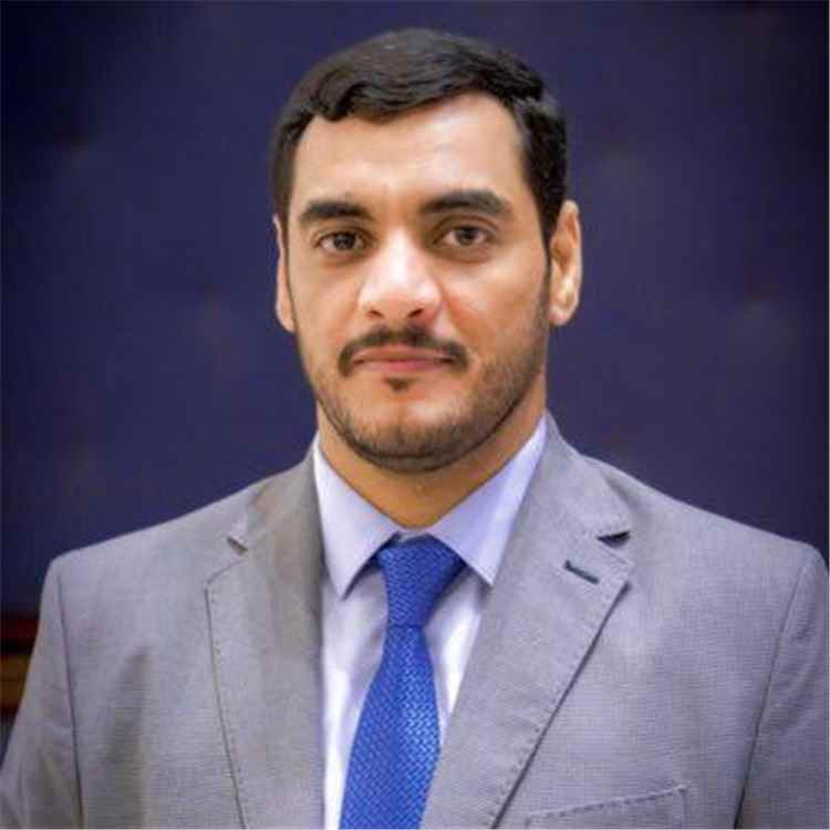 أكرم العامري: موقف مجلس القيادة من الرحلة الإيرانية يؤكد التمسك بالسيادة وأن المسار السلمي لا يلغي الخيار العسكري