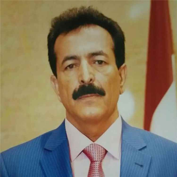 الشيخ حسين العواضي يشيد بموقف قبائل اليمن في "مطارح الكرامة"