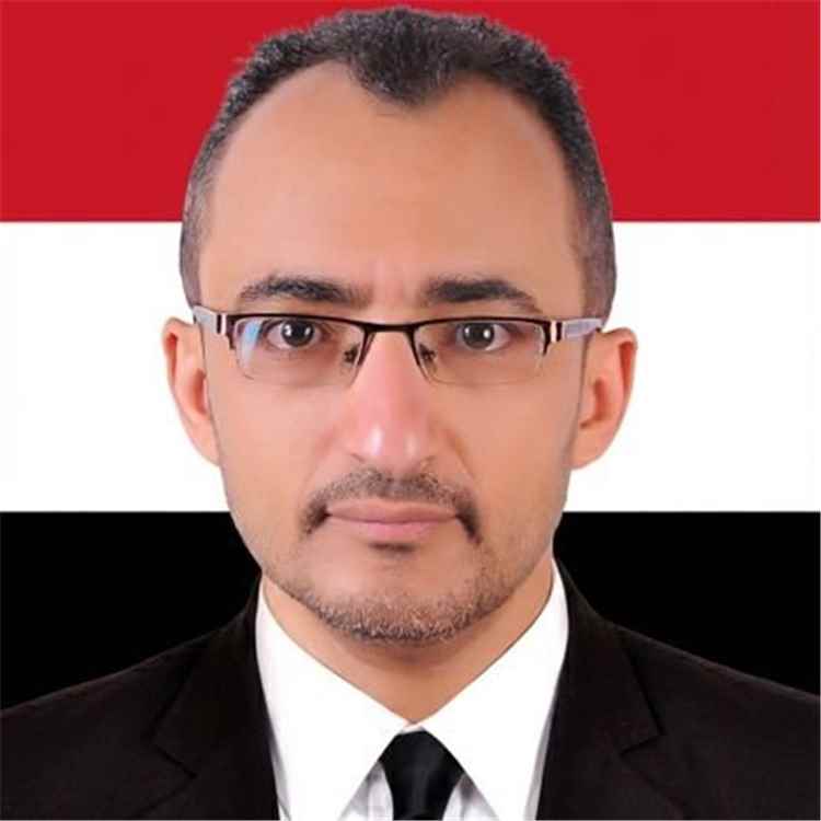 صحفي: طائرات «ماهان» لم تكن تنقل مسافرين مدنيين بل شكّلت جسرًا جويًا عسكريًا لإيـ.ـران