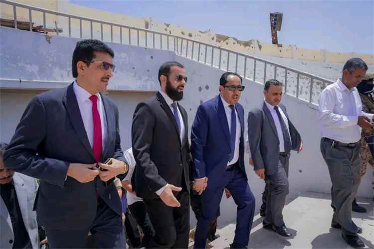 وزير الشباب والرياضة يؤكد استمرار دعم أبين وتطوير بنيتها الرياضية والشبابية