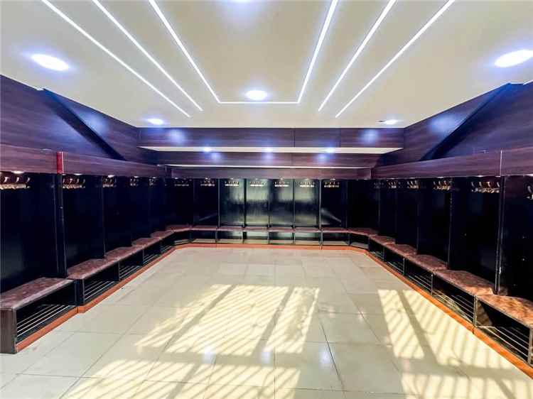 مؤسسة الناصر للتنمية تُتوج جهودها باكتمال تأهيل مرافق نادي وحدة عدن