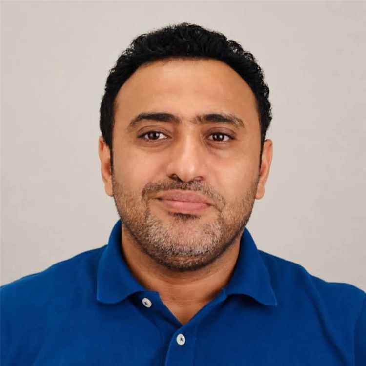 دوبلة يعلق على هبوط الطائرة الإيرانية في الحديدة: الرسالة وصلت دون تصعيد