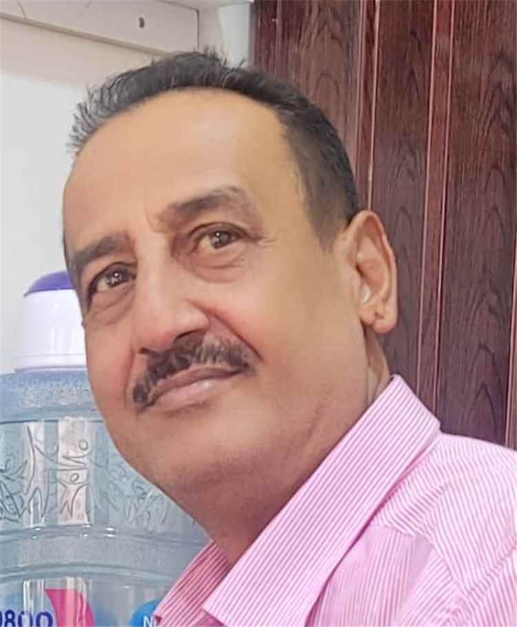 إعلامي عسكري يطالب وزير الدفاع بالضغط على الحكومة لصرف رواتب العسكريين المتوقفة للشهر الرابع