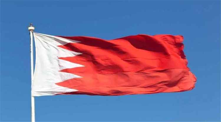 البحرين تعلن إحباط هجمات جوية إيرانية بالصواريخ والطائرات المسيّرة