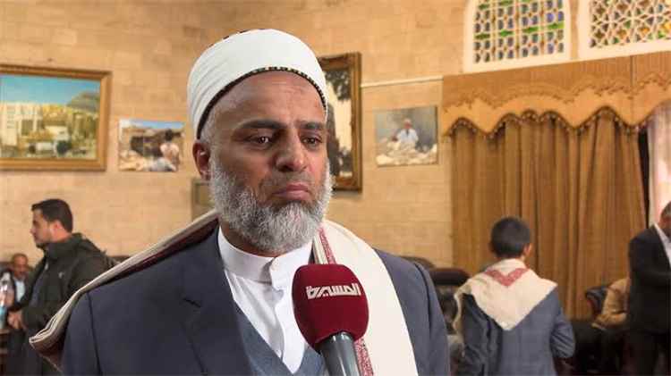 فارس الحميري: مصدر يكشف منع قيادي حوثي من البقاء في طهران وإجباره على العودة إلى اليمن