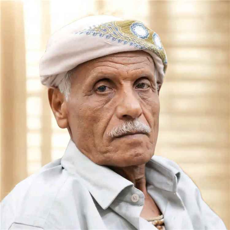 قيادة الأمن الوطني بيافع رُصُد تُعزّي الإعلامي راجح العمري في وفاة والده الشيخ عبدالرب ثابت العمري