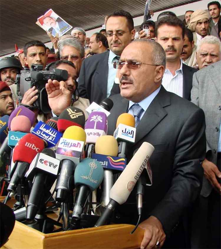 محمد أنعم: 17 يوليو دشّن مرحلة عظيمة في تاريخ اليمن بانتخاب علي عبدالله صالح رئيسًا للجمهورية