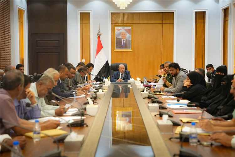 الخنبشي يترأس الاجتماع الدوري للمكتب التنفيذي بساحل حضرموت ويؤكد على مضاعفة الجهود لتحسين الخدمات وتعزيز الأداء المؤسسي