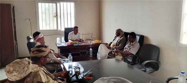 مدير عام رضوم يناقش مع هيئة المصايد والجمعيات السمكية سبل تطوير القطاع السمكي