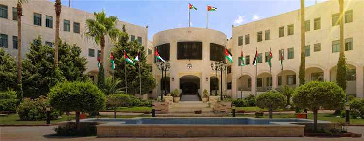 بيان رسمي: الخارجية الأردنية تعلن استكمال ترتيبات تشغيل الرحلات الجوية بين عمّان وصنعاء