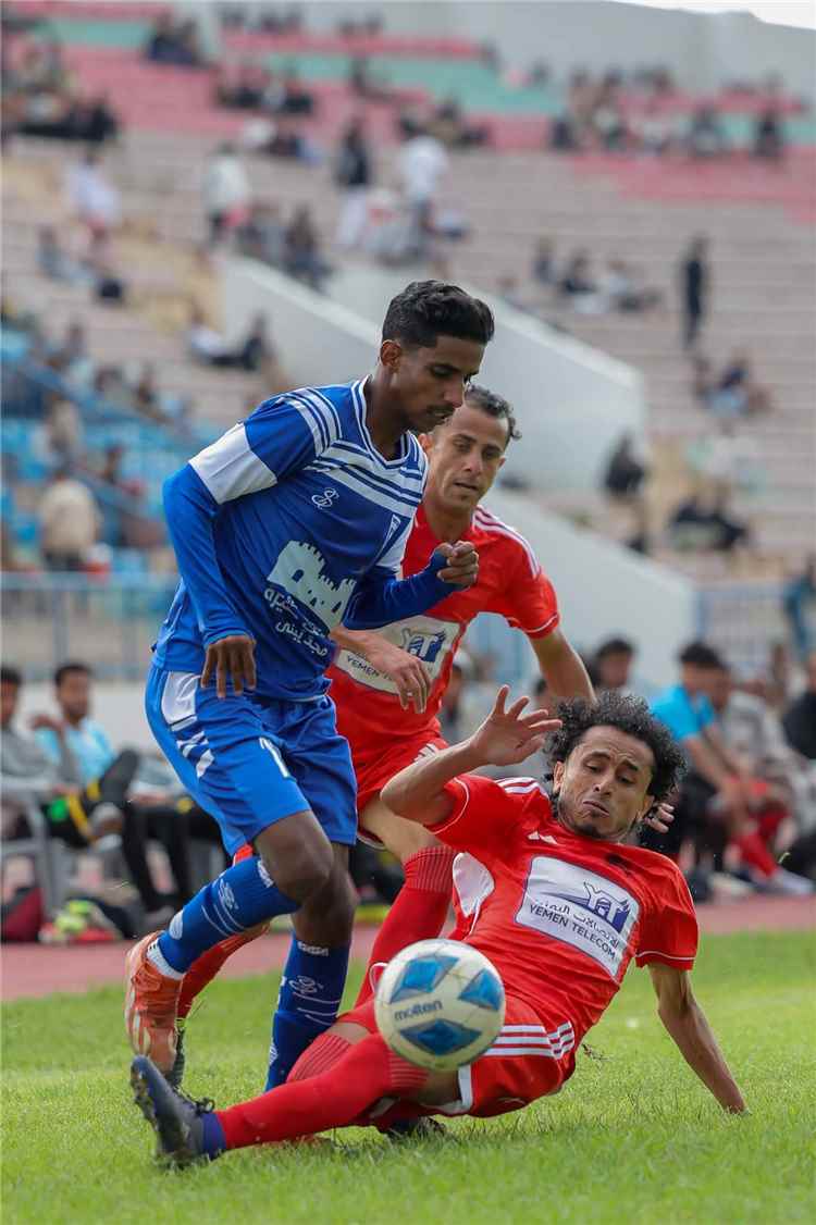 المكلا يكسب العروبة .. التضامن يفوز على اتحاد إب .. وفحمان يتجاوز اتحاد حضرموت