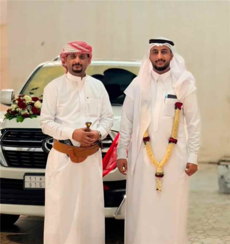 آل السقاف يهنئون آل المصيادي بزواج الشاب الخلوق محمد..