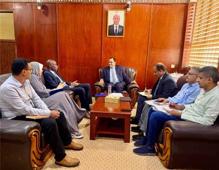 السقطري يبحث مع ممثل الفاو تنسيق العمل المشترك لاستكمال تنفيذ المشاريع التنموية والاستراتيجية