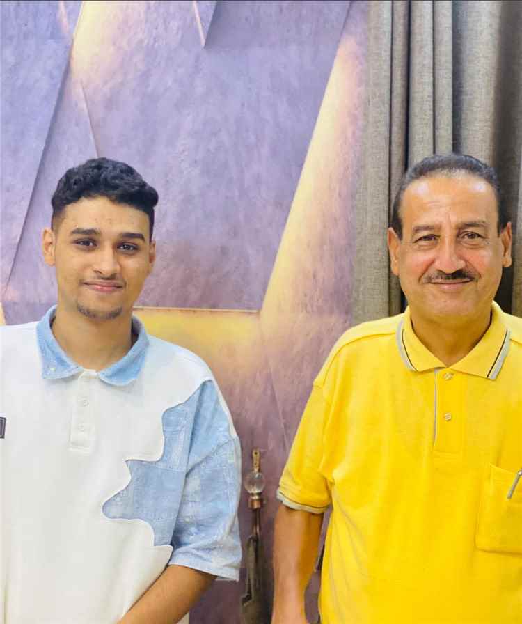 الف الف مبروك المصور والناشط الاعلامي الخلوق حاتم باجميل