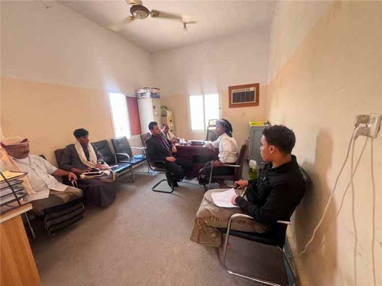 وكيلَا نيابتي تريم والقطن الابتدائية ينفذان زيارات تفقدية لأماكن الاحتجاز