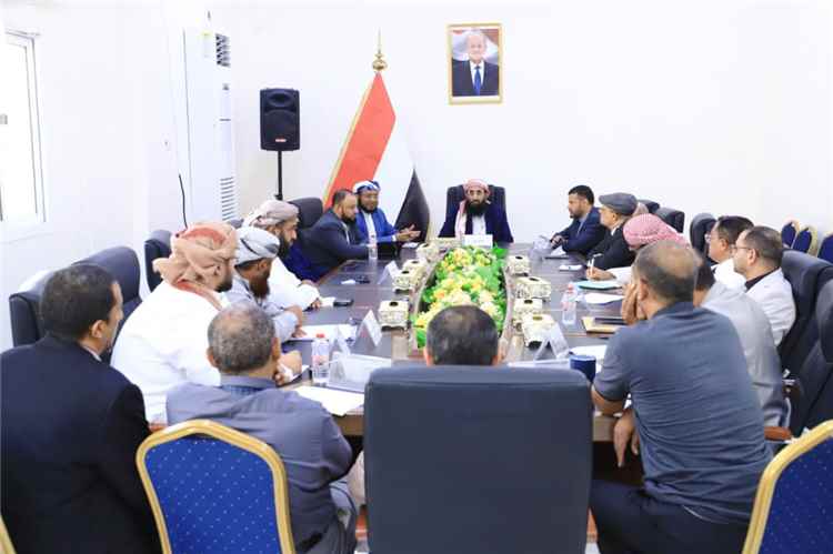 وزارة الاوقاف تناقش دور قطاعاتها في مساندة معركة استعادة مؤسسات الدولة وانهاء الانقلاب