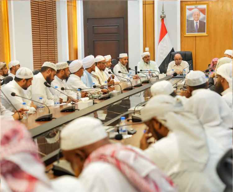 الخنبشي: لا صحة لمنح أي نسبة من عائدات النفط للحوثيين.. وإيرادات التصدير ستُخصص لخدمة المواطنين