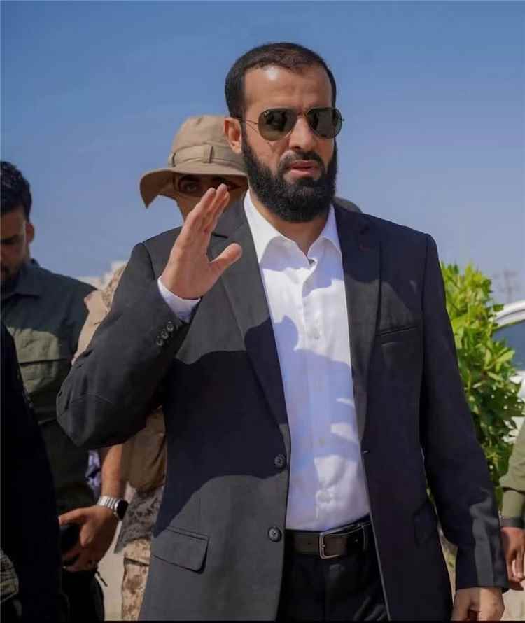 محافظ محافظة أبين «الرباش» يطمئن بعثة نادي تضامن حضرموت: " لن نسمح لأي أحد بتهديد المسافرين"
