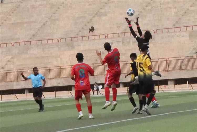 التعادل السلبي يخيم على لقاء اتحاد حضرموت وأهلي صنعاء في الدوري اليمني لأندية الدرجة الأولى لكرة القدم