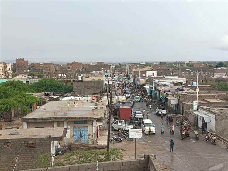 السلطة المحلية ومشايخ وأعيان أحور يصدرون بيانًا مشتركًا لإدانة الحادثة المؤسفة بحق أحد أبناء حضرموت