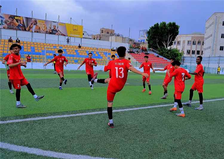 منتخب الشباب يواجه اليرموك في أولى مبارياته التجريبية بمعسكر صنعاء