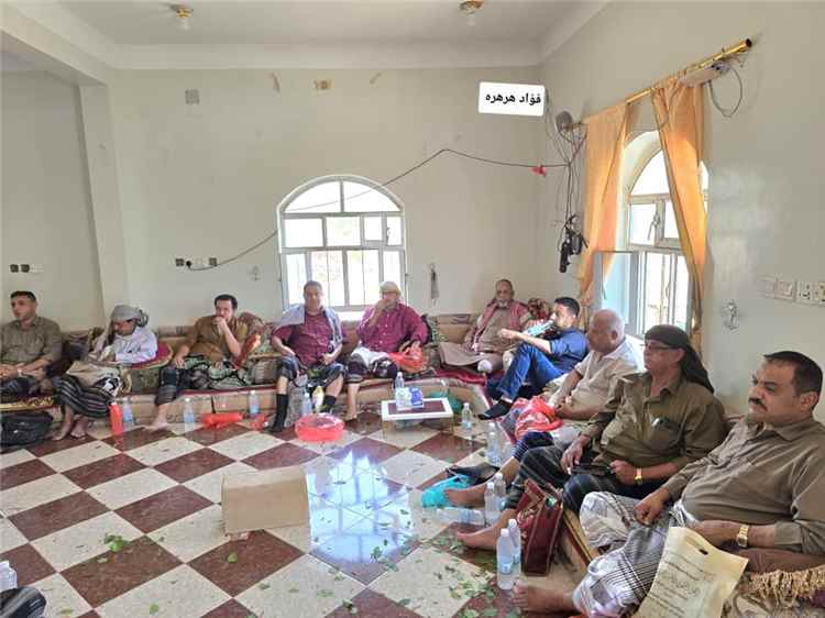 توافد العشرات من المعزين لتقديم واجب العزاء للشيخ حيدره هرهره بوفاة زوجته