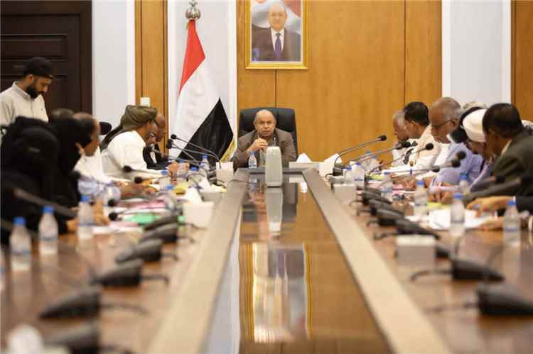 الخنبشي يترأس الاجتماع الثالث للجنة التحضيرية للمجلس التنسيقي الأعلى ويؤكد أهمية توحيد الجهود ووحدة الصف الحضرمي