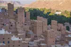 عرماء النفطية في شبوة تعيش في ظلام دامس
