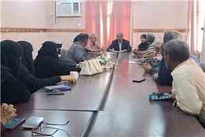 مدير عام مديرية المعلا ينفذ نزولًا ميدانيًا إلى مكتب التربية والتعليم ويؤكد دعم السلطة المحلية للقطاع التربوي