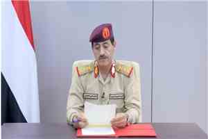عاجل : وزير الدفاع: اختراق الأجواء اليمنية من قبل الطيران الإيراني لن يمر دون رد (فيديو)