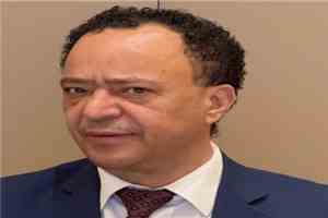 وكيل وزارة الإعلام: تحويل مطار صنعاء لخدمة أجندات خارجية يعمّق عزلة اليمنيين