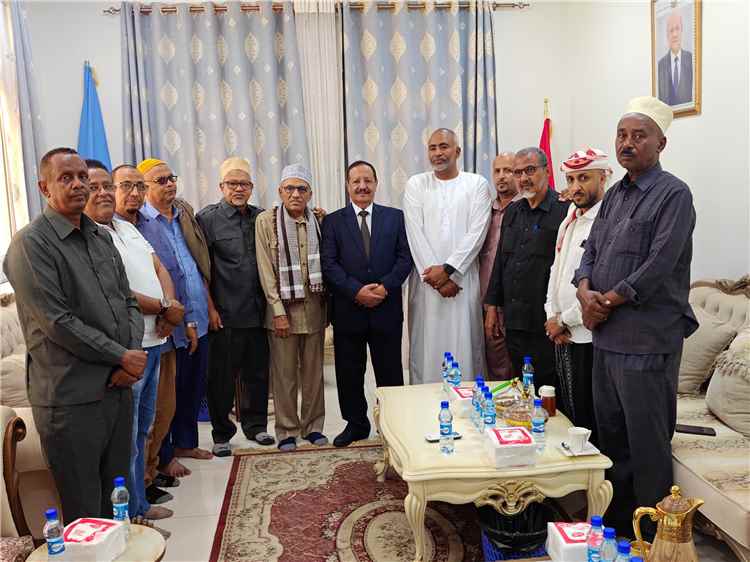 سفارة بلادنا في الصومال تقيم مراسم عزاء بوفاة الرئيس السابق المشير عبدربه منصور هادي .
