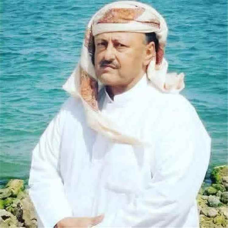 مدير عام شرطة محافظة البيضاء يعزي في وفاة الشيخ قاسم حسين المشدلي