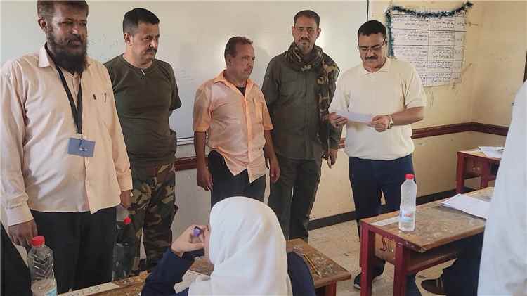 الداؤودي يوجه بتوفير الأجواء الملائمة لإنجاح إمتحانات إنهاء الثانوية العامة بمديرية البريقة