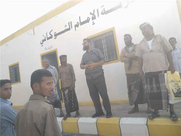مدير التربية والتعليم بالمضاربة والعارة يفتتح اختبارات الثانوية العامة بمركز الحيمة الامتحاني