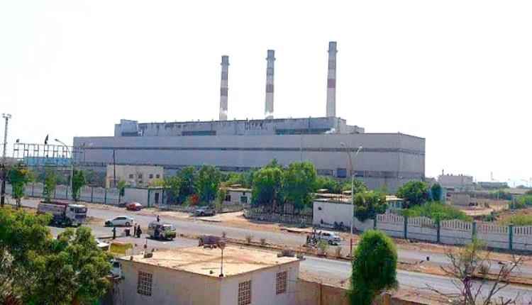 مصادر حكومية: خلل مفاجئ في محطة الحسوة وراء خروج منظومة كهرباء عدن عن الخدمة