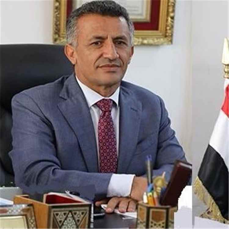 محلل سياسي يستحضر حكاية يمنية قديمة للسخرية من خطاب الحوثيين