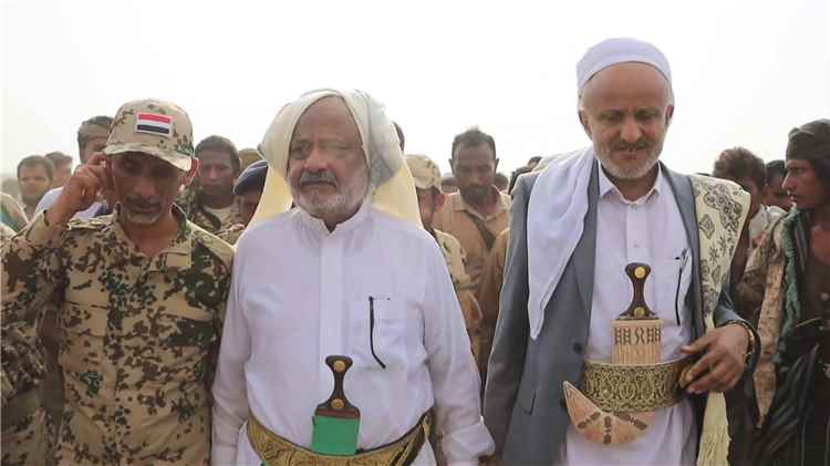 محافظ الحديدة يتوعد بالانتصار لدم الشهيد وحيش ويؤكد قرب تحرير تهامة واليمن