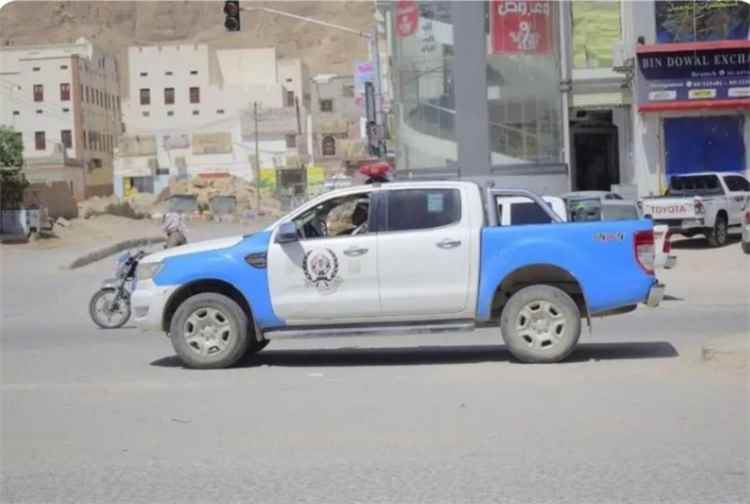 شرطة وادي حضرموت تضبط 5 متهمين في قضيتي مقاومة سلطات وتعاطي مواد مخدرة بالقطن