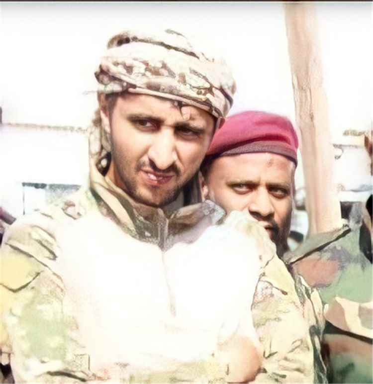 قائد الأمن الوطني بالمنطقة الوسطى ينعى المحروق ويتعهد بملاحقة عناصر القاعدة