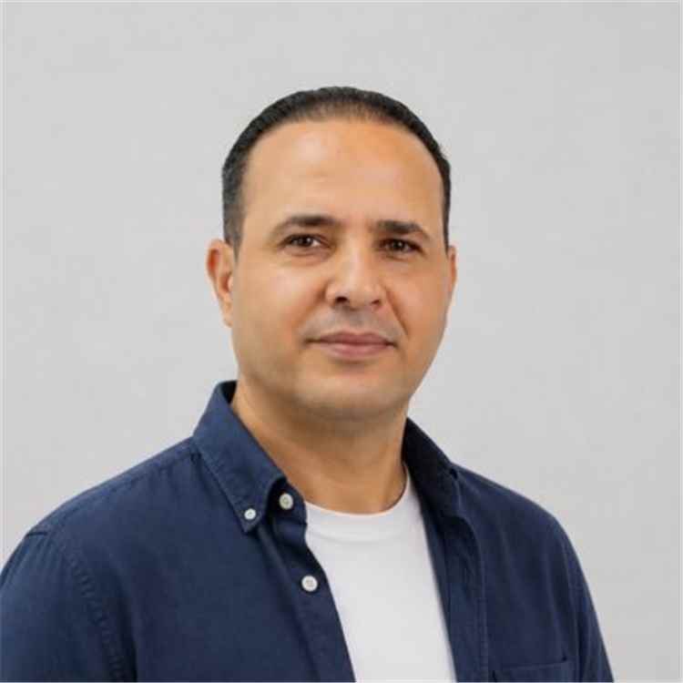 مصطفى غليس: الحـ.ـوثي يترقب الجنوب والخلافات الداخلية تفتح له الطريق