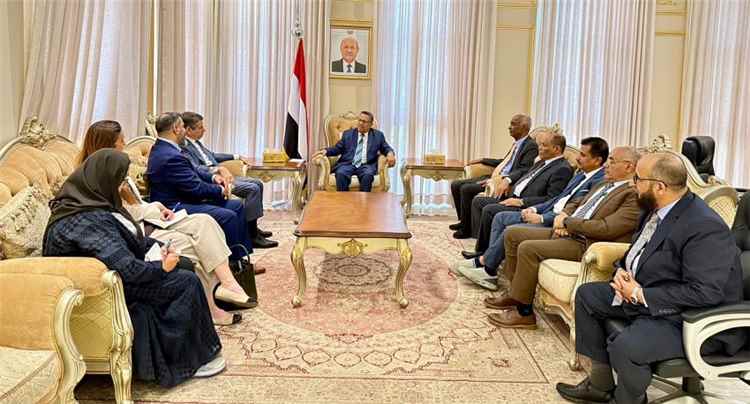 رئيس مجلس الشورى يستقبل السفير الأمريكي لدى اليمن بمناسبة انتهاء فترة عمله