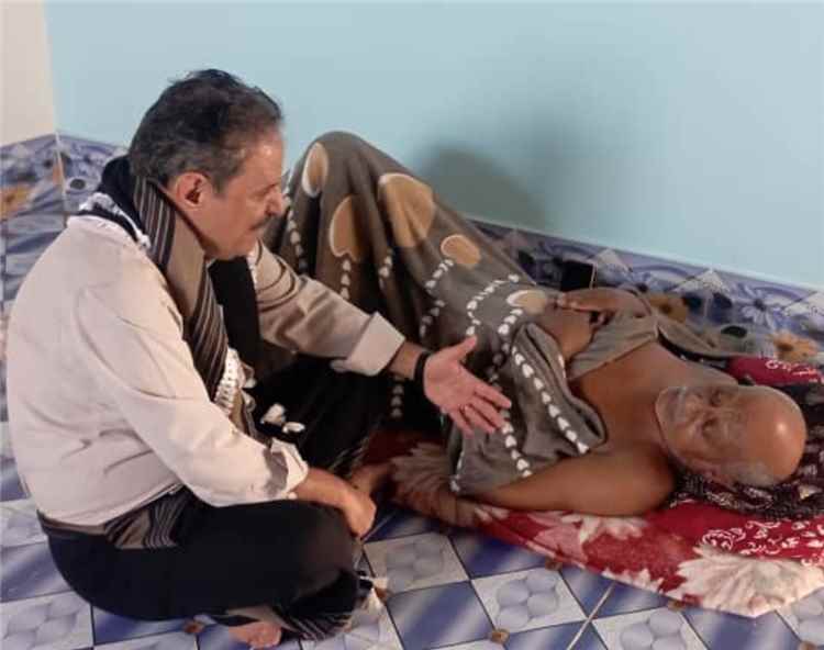 الجعفري يزور النائب "عبده حزام" للاطمئنان على صحته بعد عملية جراحية .