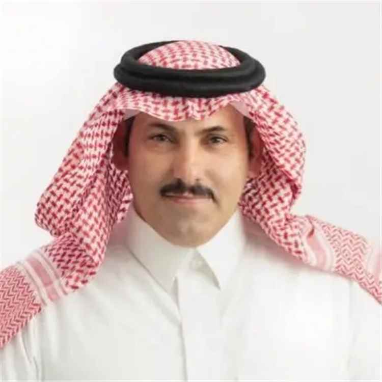 السفير السعودي: دعم المملكة يعزز استقرار العملة ويدفع عجلة الخدمات الأساسية