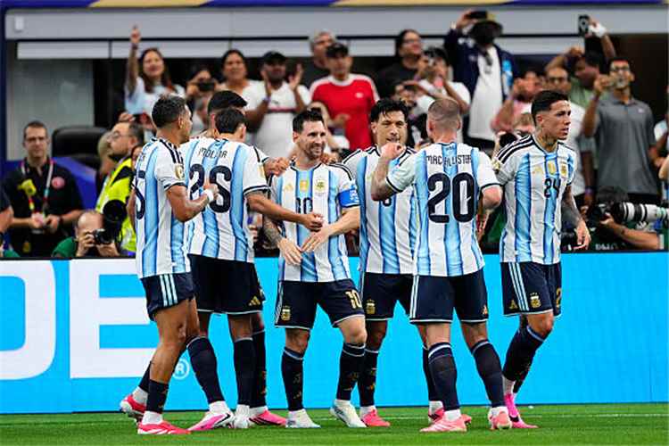 الأرجنتين تهزم النمسا بثنائية وتتأهل رسمياً إلى دور الـ32 في مونديال 2026