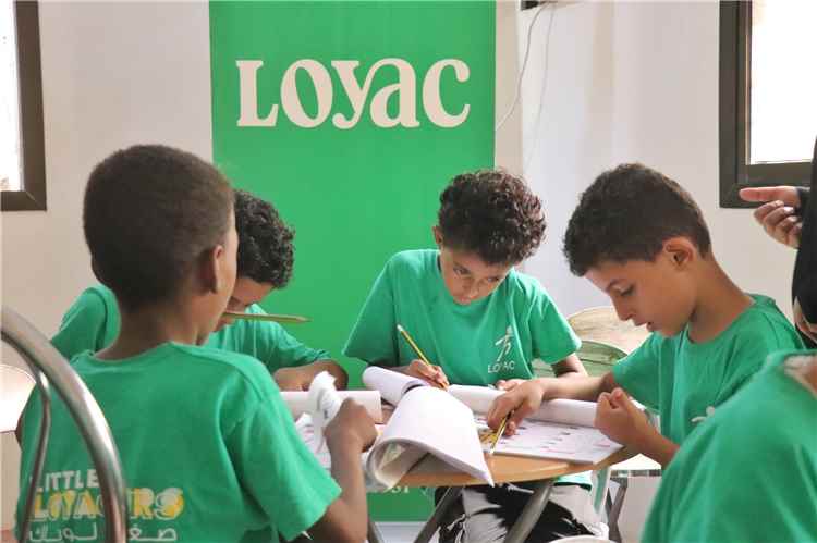 لوياك تدشن مخيمها الصيفي في لحج في ثلاثة مراكز تعليمية وتدريبية لدعم الأطفال وتمكين النساء