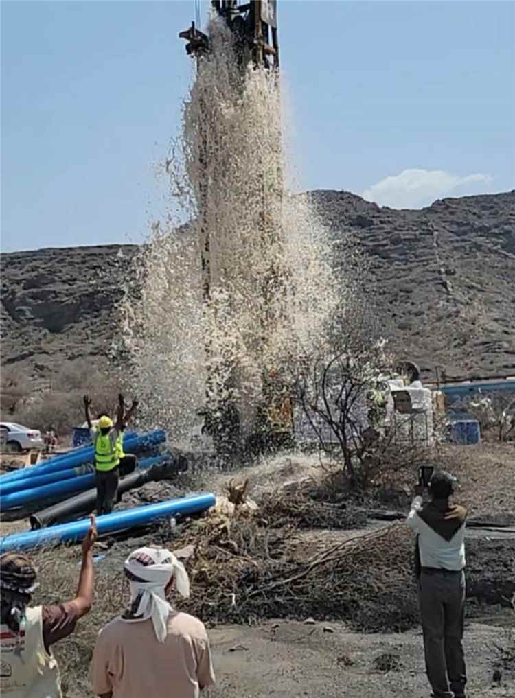 نجاح مياه حالمين.. والمياه الجوفية تبشر بمشروع مستدام يخدم الأهالي